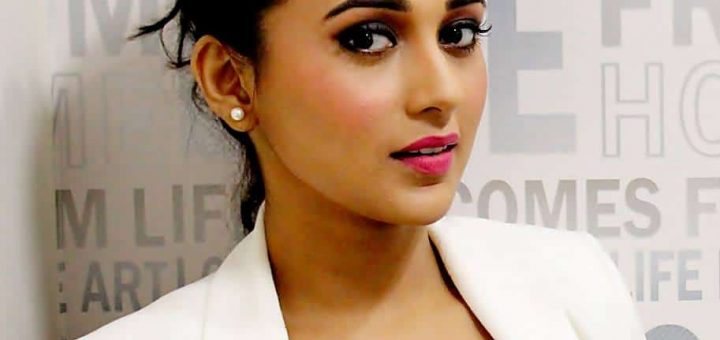 Mimi chakraborty photo